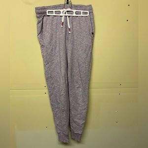 2/$75💥- PANTS | Women’s Roots sweatpants size small (fits up to a medium)